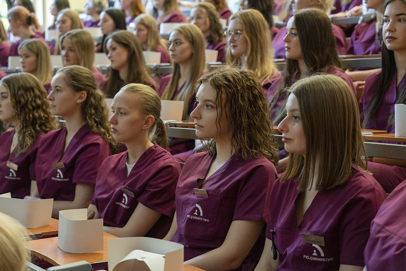 Zdjęcie otwierające stronę: OGŁOSZENIE LIST RANKINGOWYCH DLA DZIAŁANIA 2 KRAJOWEGO PLANU ODBUDOWY I ZWIĘKSZANIA ODPORNOŚCI STUDENTÓW UNIWERSYTETU OPOLSKIEGO, KTÓRZY ZŁOŻYLI WNIOSEK O PRZYZNANIE STYPENDIUM W RAMACH TEGO DZIAŁANIA